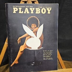 Vintage Playboy Magazine October 1971 - Iconic Cover.